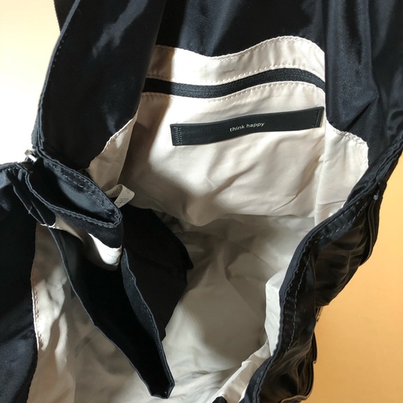 Lululemon Bring It Om Tote - Picture 2 of 7